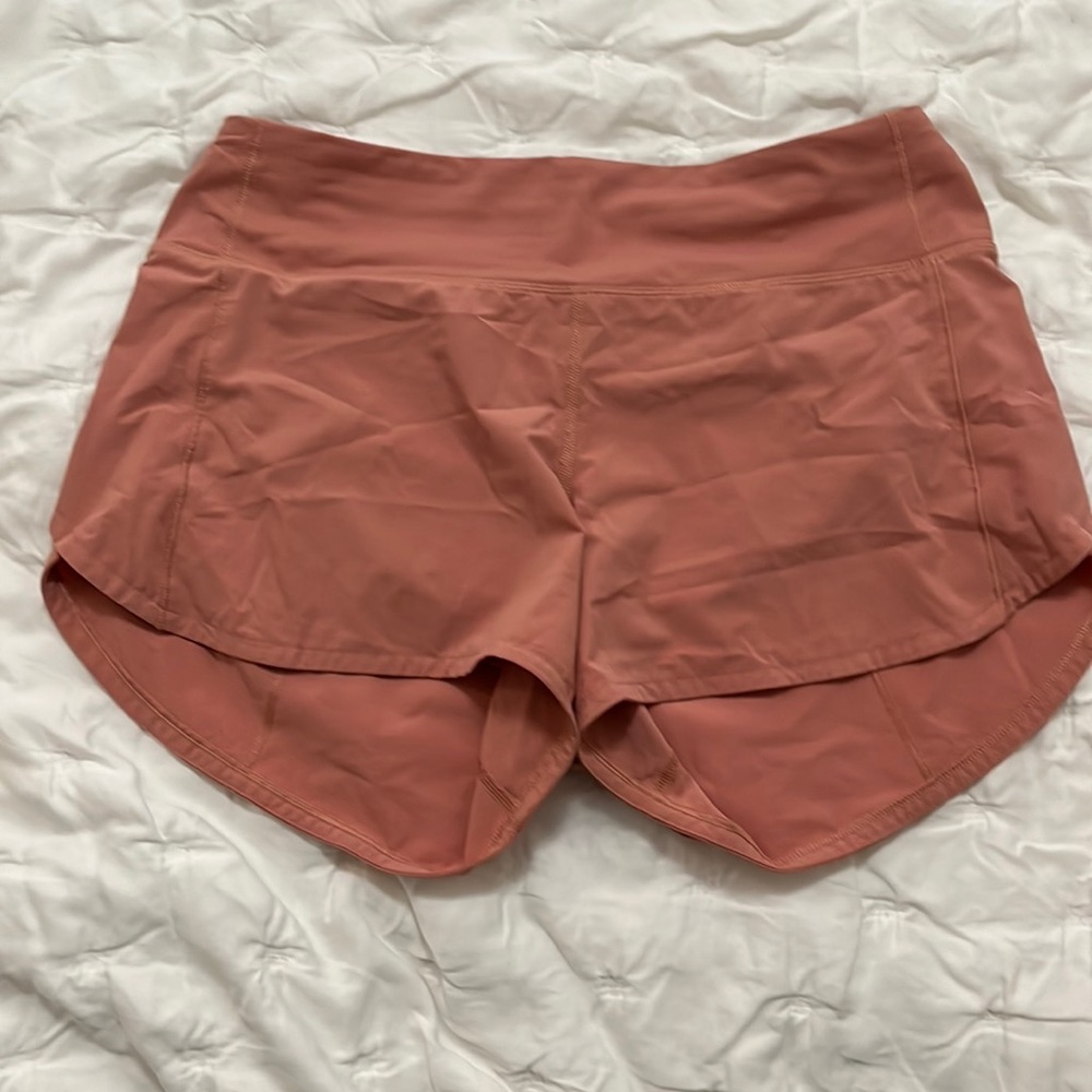 Speed short Lululemon,  4”, size 8, apricot color